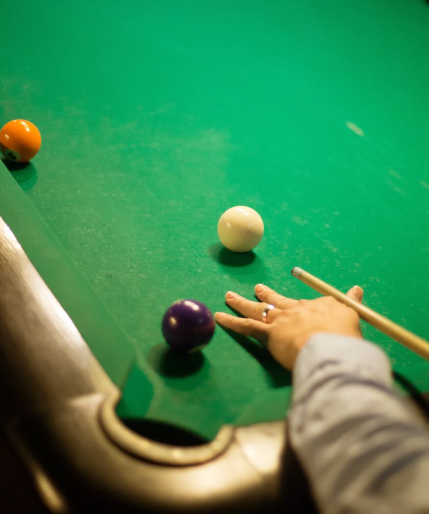 8 Pool - Gaythorne City 8 Ball Pool 